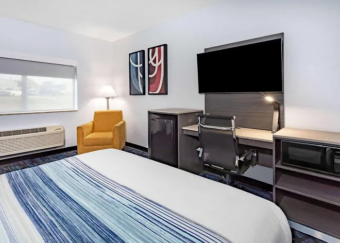 Americinn By Wyndham Hotel