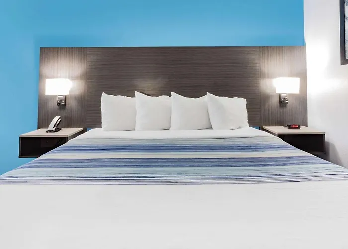 Hotel Americinn By Wyndham Quincy